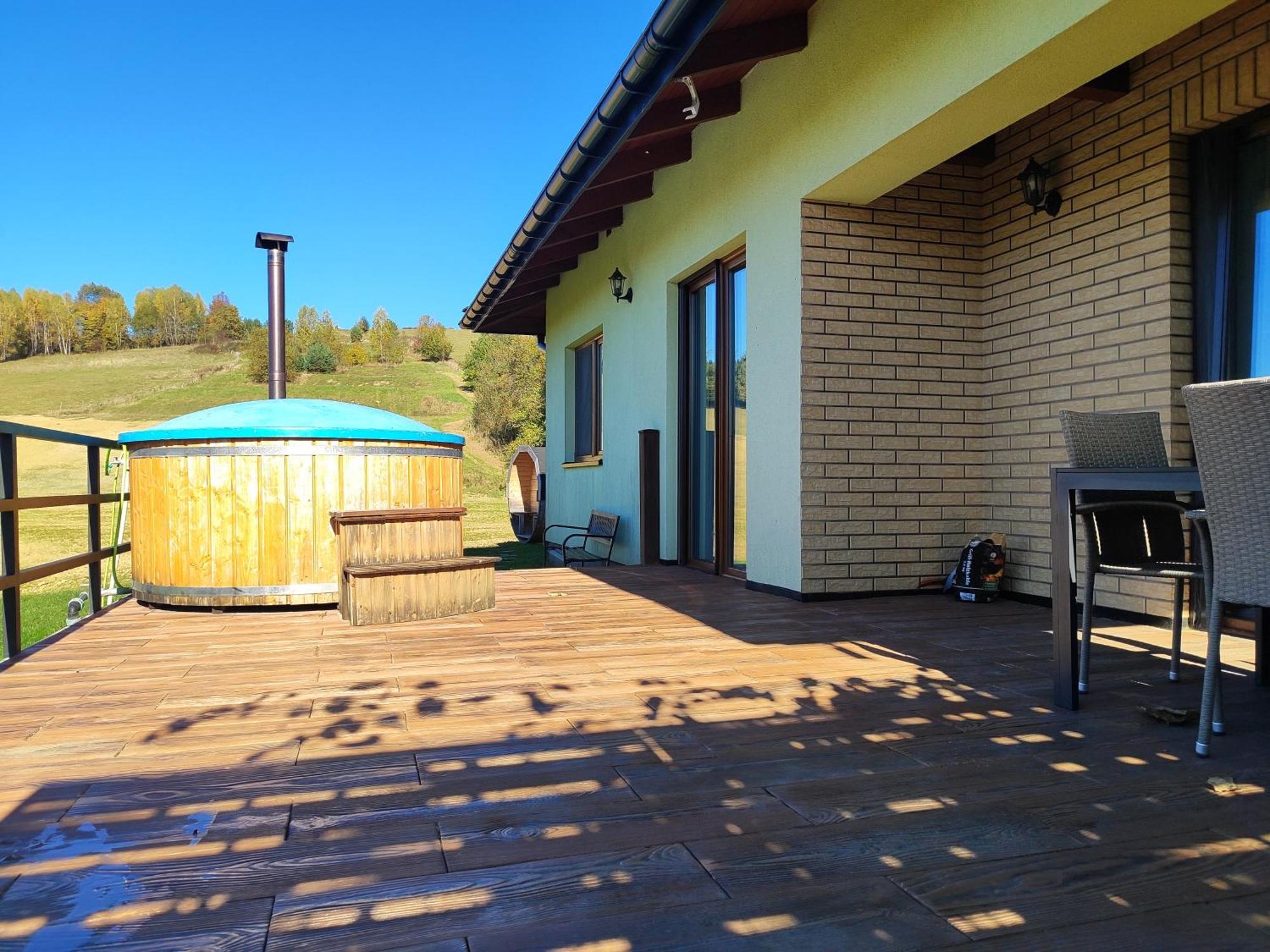 Dom Na Slonnym Villa Monasterzec Kültér fotó